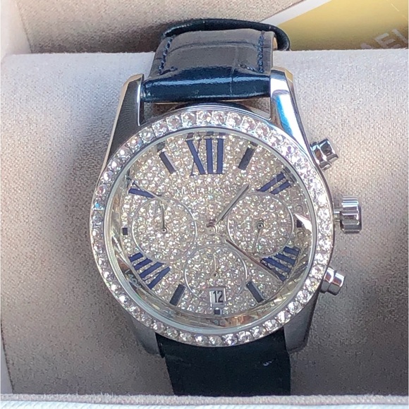 Michael Kors Watch - Picture 7 of 11